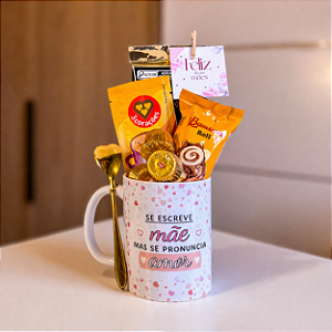 Caneca Se Escreve Mãe Personalizada com Kit Café & Chocolate