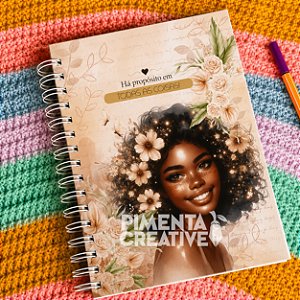 Caderno Personalizado A5 15x21cm Feminino Mulheres Incríveis – Há Propósito em Todas as Coisas