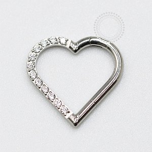 TN266 Coração Daith 10mm Cravejado Titânio ASTM F136