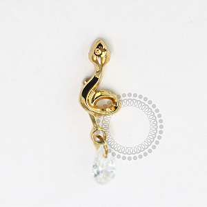 TN1584 Topo Cobra Pingente CZ Titânio PVD Gold