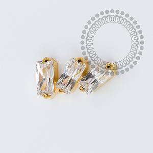 TN2301 Topo Cluster 3 CZ Baguetes Titânio PVD Gold