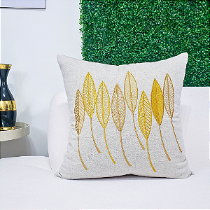 Almofada Bordada em Linho 52x52 - Oito Folhas