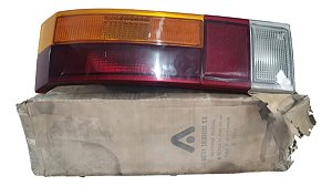Lanterna Traseira Passat 79 / 82 Original Arteb Hella Esquerdo/motorista Tricolor