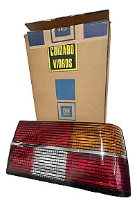 Lanterna Traseira Gm Monza Classic Ld Carto Original Direito/passageiro Tricolor