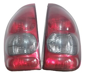 Par Lanterna Traseira Corsa Wagon Pick-up Sport 99/02 Cibié Esquerdo Bicolor Original