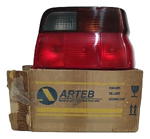Lanterna Traseira Escort Xr3 93 / 96 Fumê Arteb Original Direito/passageiro Fumê