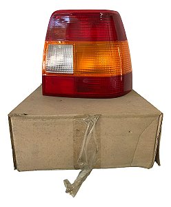 Lanterna Traseira Ld Monza Tubarão 91/96 Gm Carto V3g213806 Direito/passageiro Tricolor