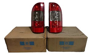 Par Lanterna S10 2001 A 2007 Fumê Original Cibiê Valeo Gm Ambos Lados Original