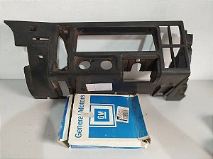 Moldura Central Rádio Gm Chevette 83 / 93 Preto Original