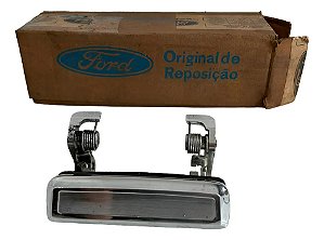 Maçaneta Porta Diant Direita Del Rey Corcel Pampa Cromada Prateado Dianteira