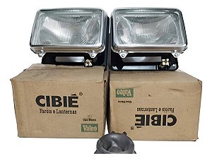 Par Farol Mercedes Mbb 1113 Original Valeo Novo Zero  Esquerdo