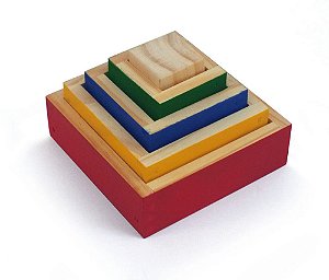 Cubos de Encaixe 5 cubos de madeira coloridos Idade 1 +