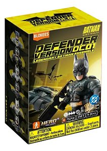 Boneco Blokees DC Defender Batman Legendary