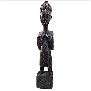 Escultura Africana Oyá (Iansã) em Madeira Entalhada – 35cm