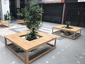 Banco Boulevard de pallet + cachepô para plantas ideal para praças e espaços para assento