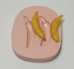 096 - Duas Bananas Pequenas