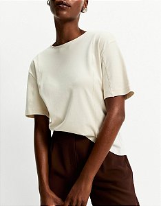 T-SHIRT DETALHE PESPONTO