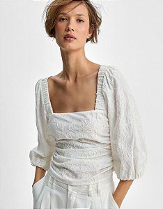 BLUSA FLORAL BORDADO BRILHO