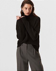 BLUSA TRICOT CANELADA GOLA ALTA