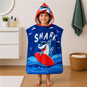 Toalha de Banho Infantil Com Capuz Estampa Shark Surfista Frente e Verso