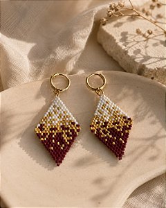 Brinco Origami Miçangas Miyuki Dourado e Marrom