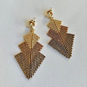 Brinco Prisma Dourado em Miyuki