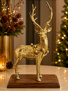 Rena Decorativa de Natal em Resina Dourada Fosca com Detalhes em Prata Envelhecido – 48,5 cm
