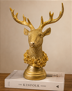 Cabeça de Rena Decorativa em Resina Dourada 29 cm com Galhadas e Guirlanda Natalina | Decoração de Natal Premium | Delicare Home