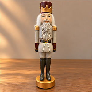 Soldadinho de Chumbo Quebra-Nozes Natalino em Resina Branco e Dourado 31 x 11 cm