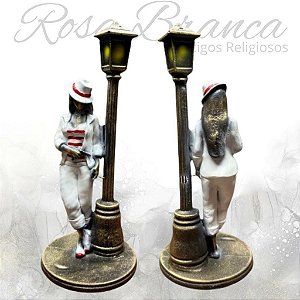 Imagem Resina Premium - Maria Navalha Poste - 15cm