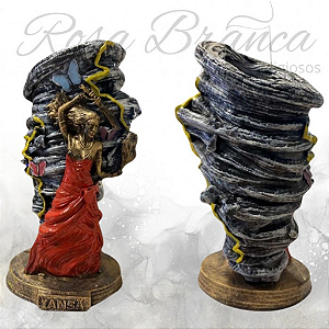 Imagem Premium - Iansã Furacão