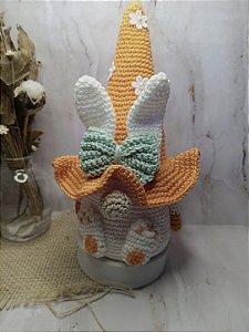 Porta-Trecos Amigurumi Gnomo Cenoura (Crochê Endurecido)