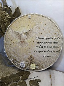 Placa Decorativa Divino Espírito Santo (Detalhes em Amarelo) – Edição Premium