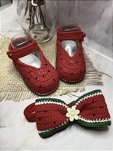 Sapatinho de Crochê Melancia Vermelho Bebê
