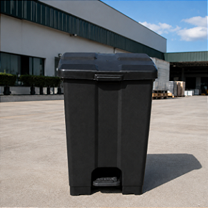 Lixeira Quadrada Plástica C/Pedal 30 Litros