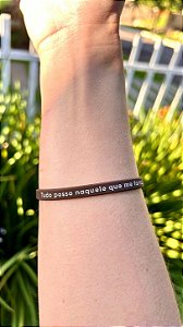 Pulseira de silicone "Tudo posso naquele que me fortalece" - marrom