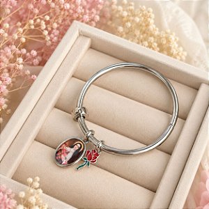 Bracelete Prateado com Medalha Santa Terezinha e Rosa