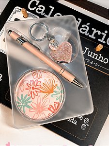 KIT DE CANETA COM CHAVEIRO E ESPELHO DE MÃO