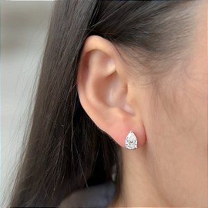 BRINCO PRATA FIXO GOTA MOISSANITE 6*9MM