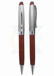 D322 - Caneta de metal com madeira.
