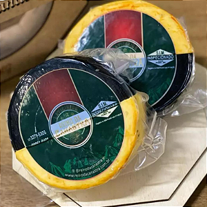 Queijo Eclipse Capa Preta e Tilsit