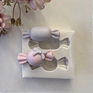 Molde de Silicone Duas Balas 010