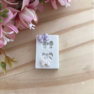 MOLDE DE SILICONE DOIS LACINHOS 019