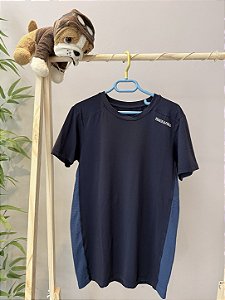 TAM 12 - Track & Field - Blusa azul com lateral em tecido ventilado de cor azul claro