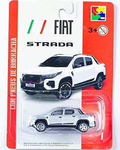 Miniatura CKS Fiat Strada - Prata 1:64