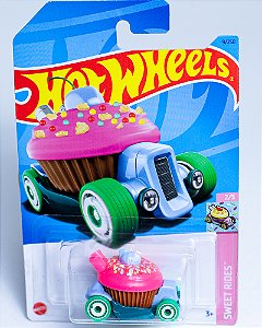 Hot Wheels Sweet Driver - Sweet Rides 2023 HKH18 1:64