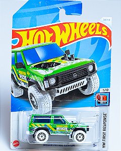 Hot Wheels Nissan Patrol Custom - First Response HTC89 1:64