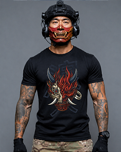 Camiseta Ronin Apparel Oni Preta com Estampa nas Costas