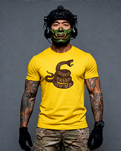 Camiseta Militar Guns Are My Religion Ronin Apparel com Estampa nas Costas