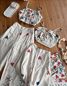 Conjunto Linho importado bordados